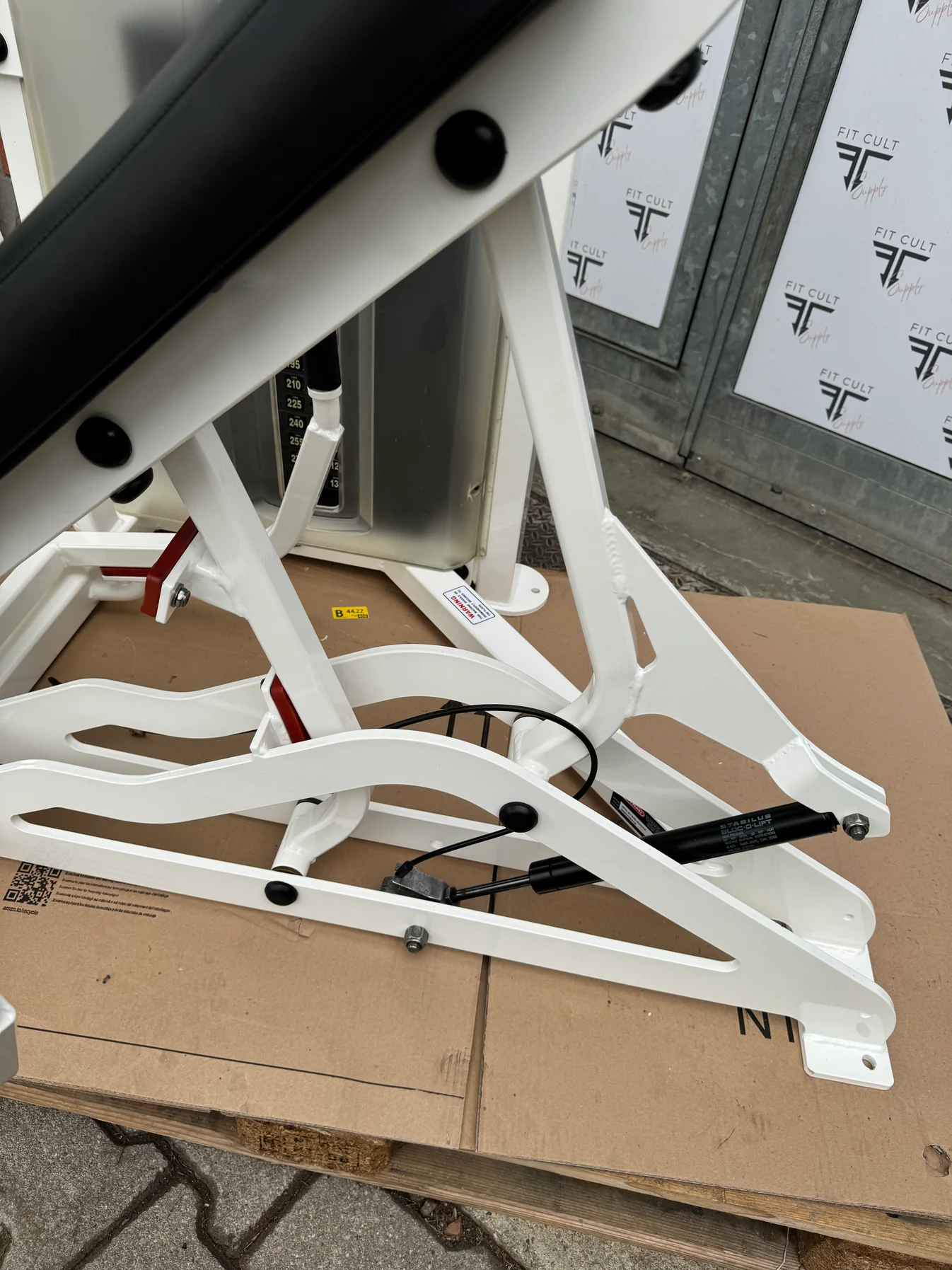 Star Trac Impact Seated Leg Curl (RESTORED) - Image 4