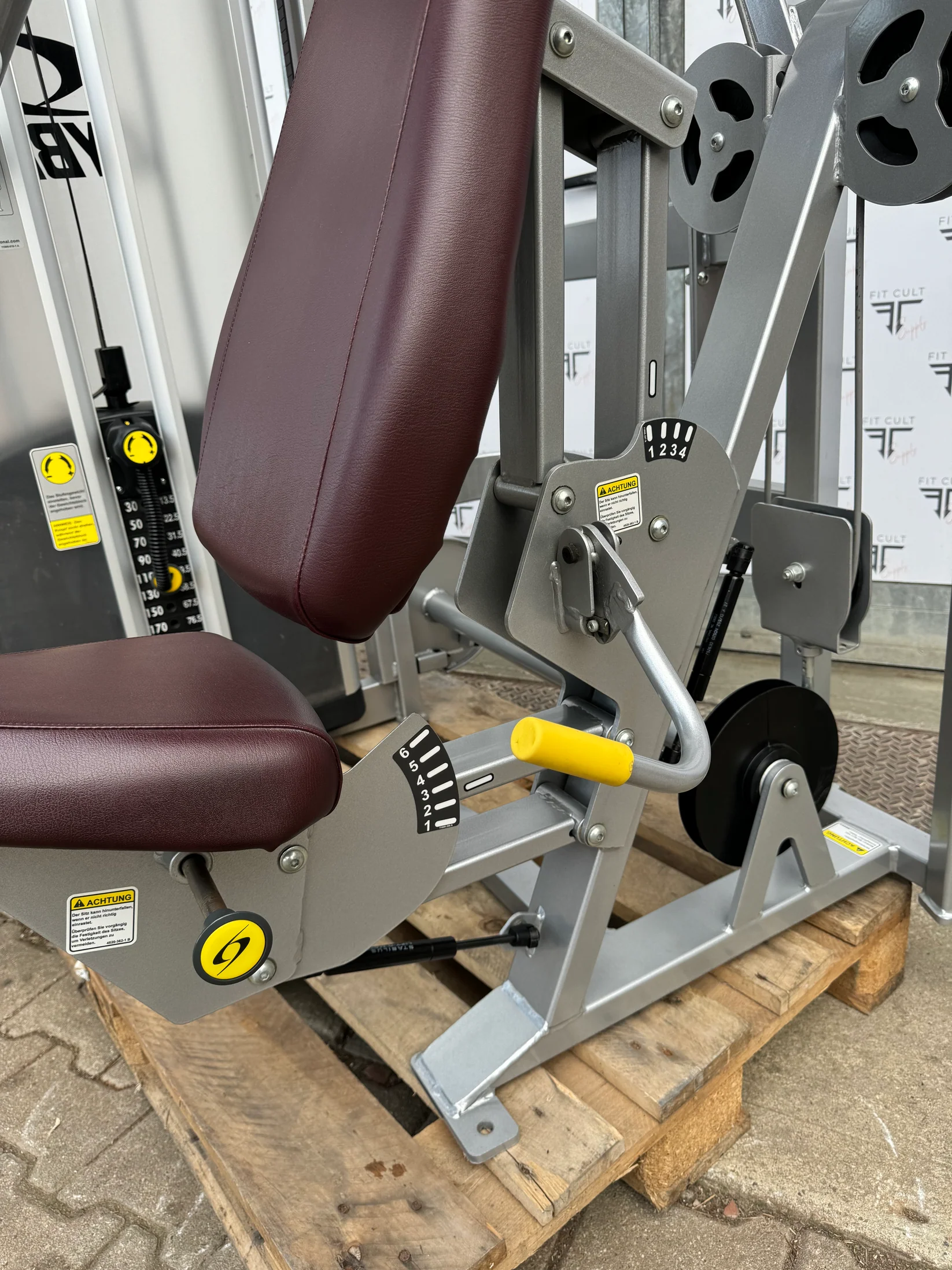 Cybex Eagle Chest Press (RESTORED) - Image 2