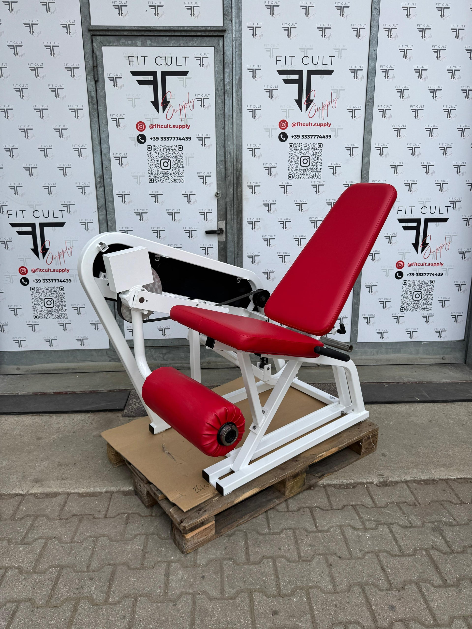 Nautilus Power Plus Leg Extension (RESTORED)